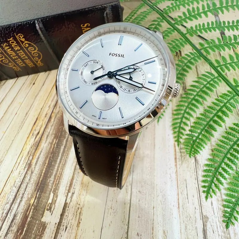 Fossil Neutra Moonphase Chronograph Men’s Watch- FS5905